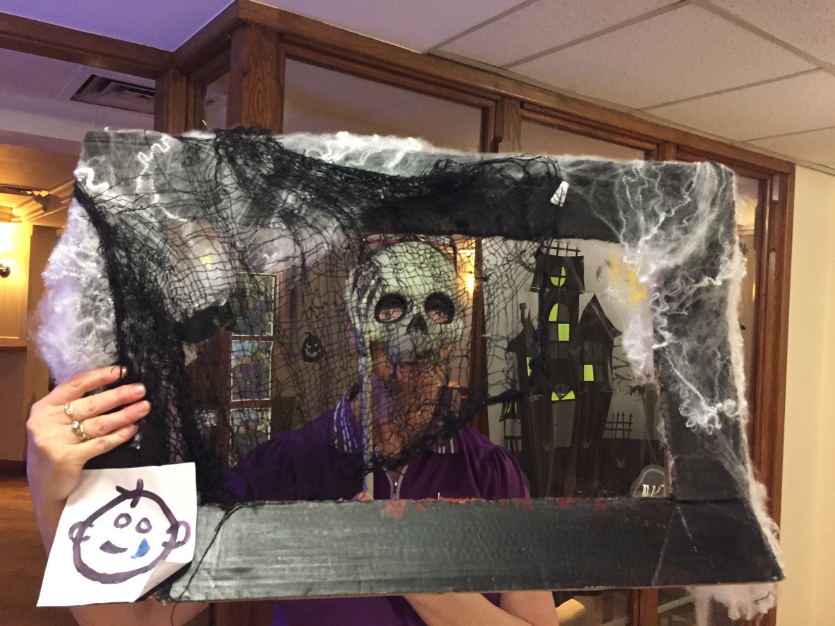 Spooky 'photo booth' made from our lovely HK team member Leigh #goulishforgosh <a href="/pipulse/">Pipulse</a>