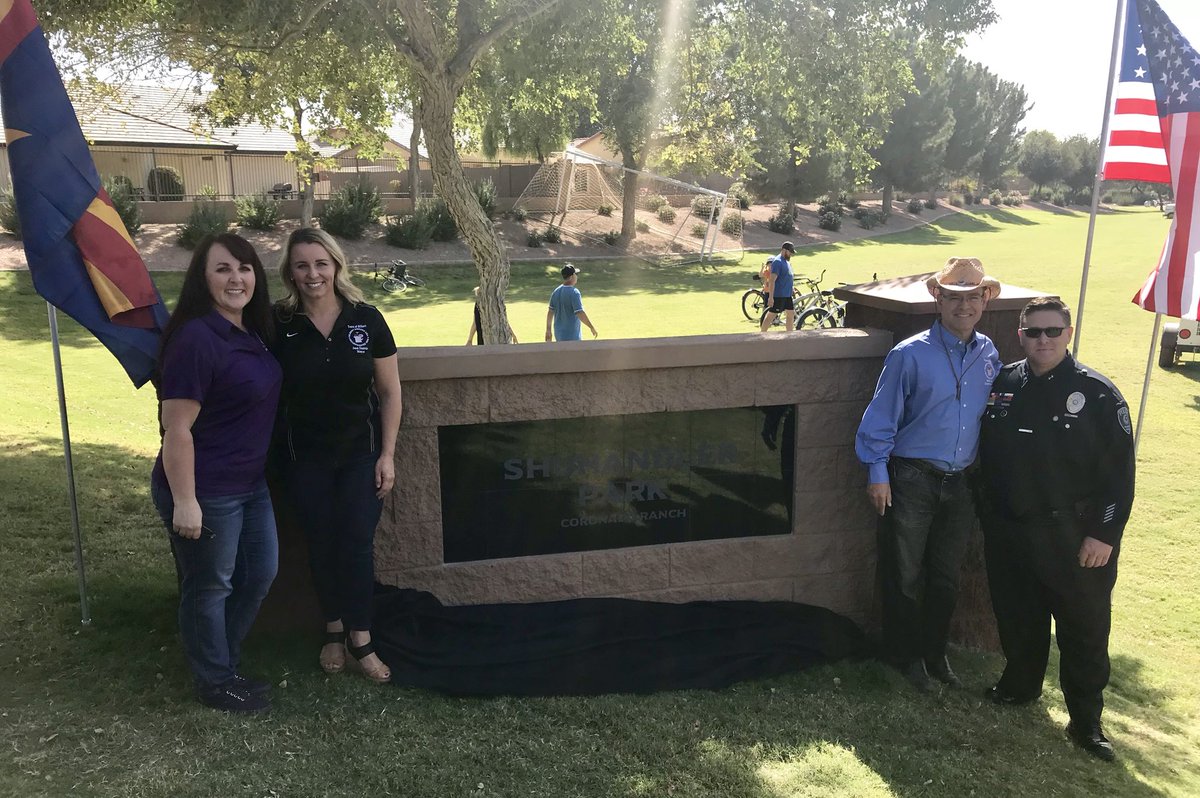 BrigetteDP's tweet photo. Thank you Coronado Ranch unveiling of renamed park for @GilbertPolice Lt Eric Shuhandler killed in line of duty 1/28/2010 #NeverForget https://t.co/6v3cGpB2LR