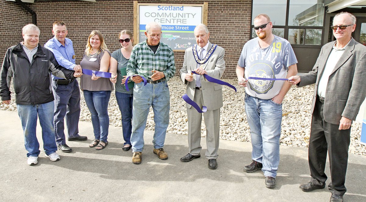 Scotland celebrates community centre –brantnews.com/news-story/766… https://t.co/t7WubrmYTk