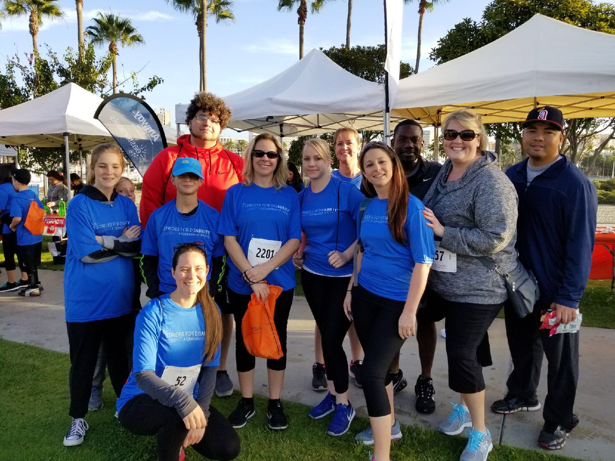 MhoangCVS's tweet photo. Up early for a great cause #R65D3 #strides #D3Engagement&amp;Givingback https://t.co/cAuhJ6mpGz
