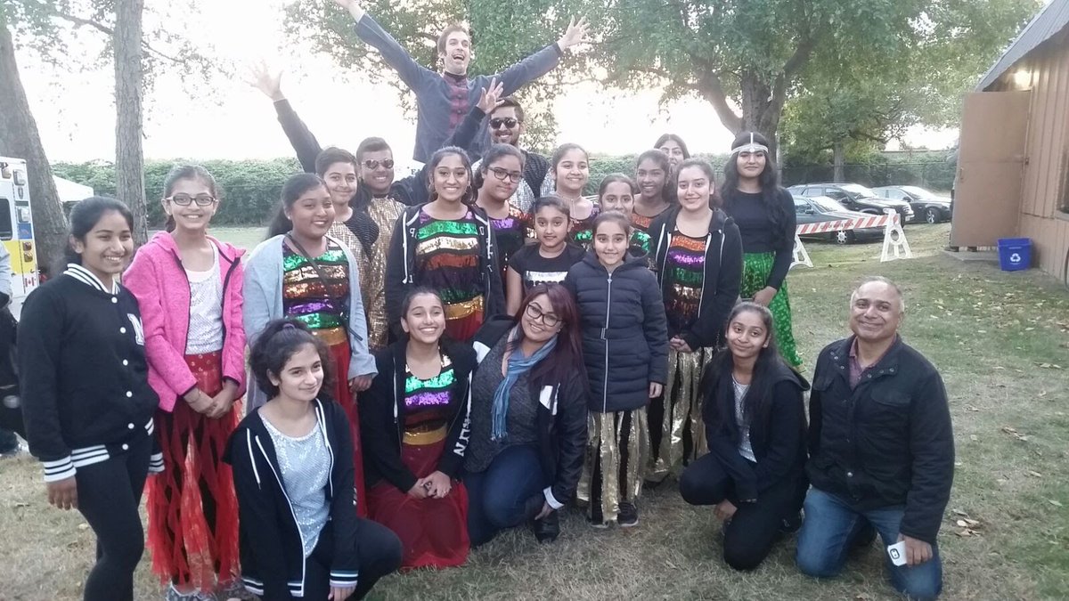 Fantastic performances by four of our teams at the #DiwaliShow this year! #Bollywood #Dance #Performing #WhiteRockDiwali #WhiteRock