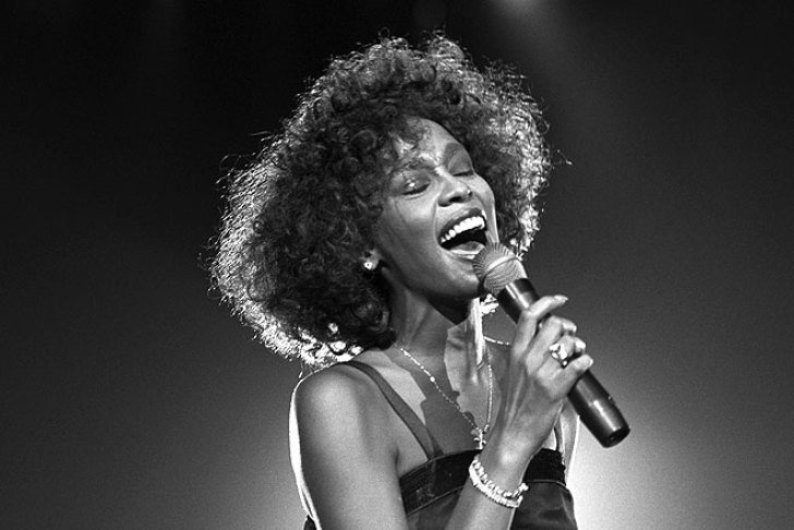 up993's tweet photo. The @kimwilde #80s Show has your #80s fix #Til2AM with #Survivor #TinaTurner and THIS icon. #BigHits #yeg #TurnItUP #Lovethe80s https://t.co/lSVz1El19R
