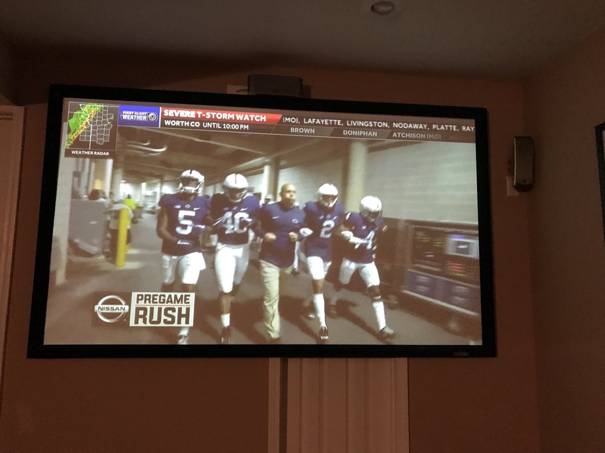 BMSBEARSFBALL's tweet photo. Blazers this look familiar? We do the same pre game as Penn State. #family #close. @coachjb17 @rob_bluett11 @Matthew_D_Perry @BinghamSports https://t.co/87MDr28Wod