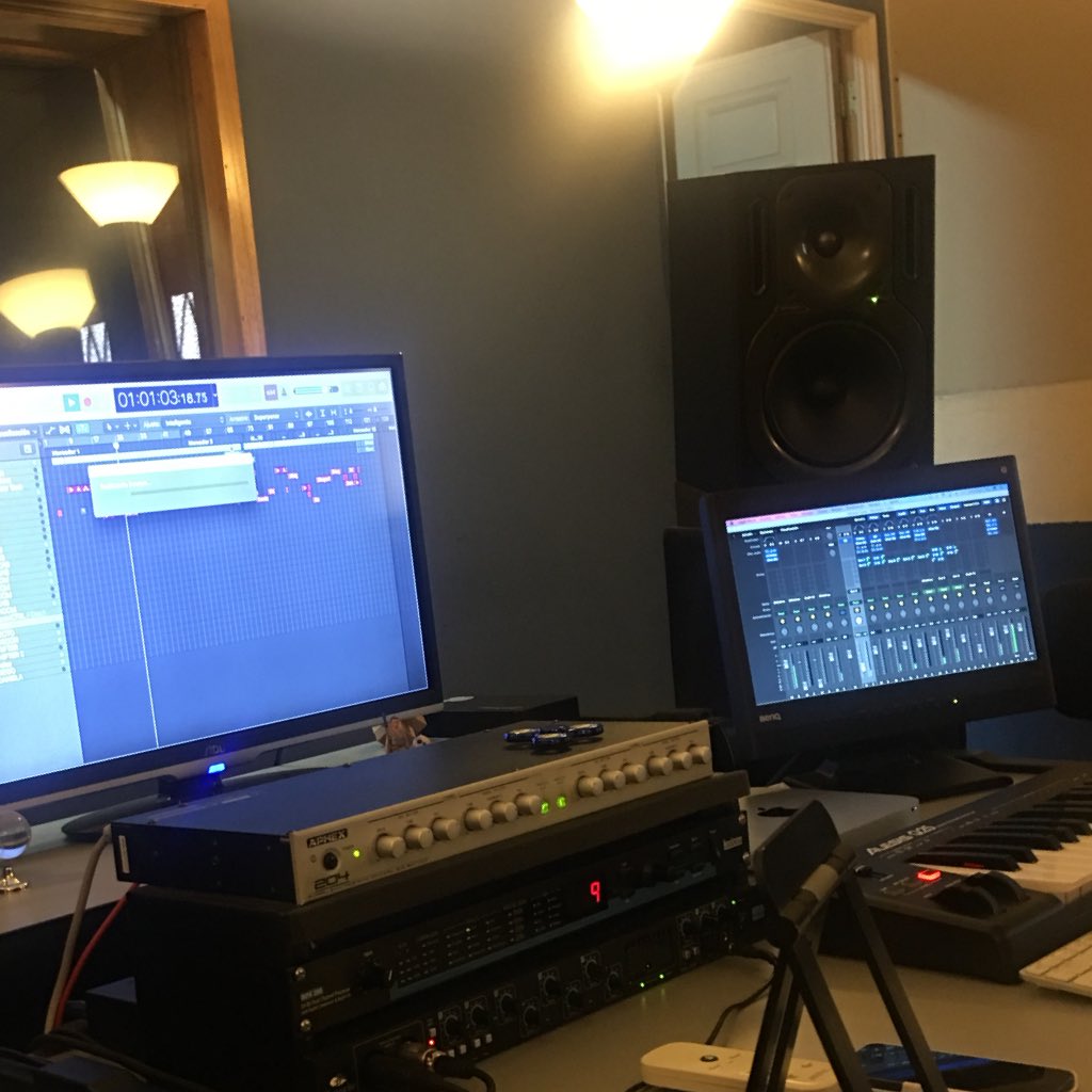 altarestudio tweet picture