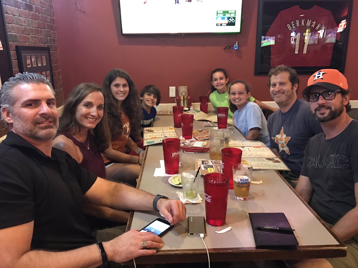HoustonElvis's tweet photo. Let's go 'Stros! @Pluckers https://t.co/BoJTMb4BvJ