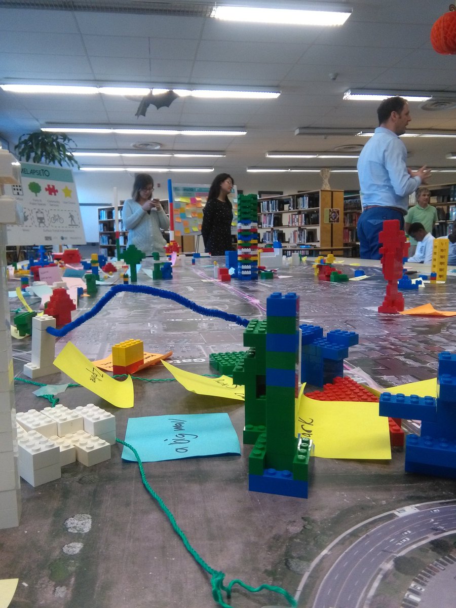 tintinx21's tweet photo. Part 3! #TimelapseTO. Thank you for the opportunity πππβ¨ The students were awesome! Hope to return again in the future @TCDSB https://t.co/7NbWBwFlY9