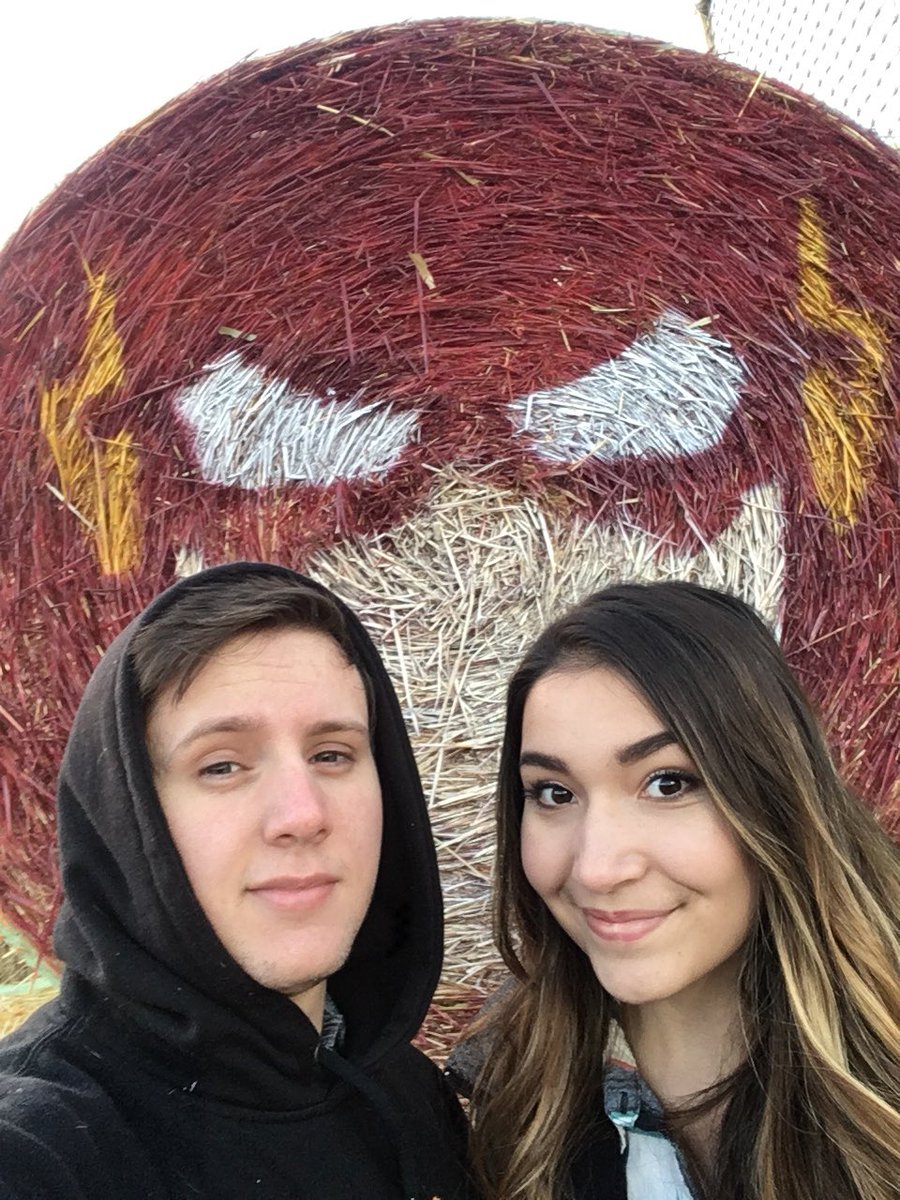 MasonRock_95's tweet photo. Having FUN at #CORNBELLYS https://t.co/tOHH9fXMC2