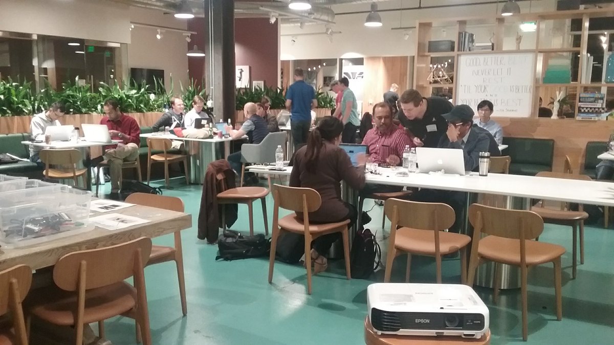 TakeshiShimmura's tweet image. I joined IoT workshop yesterday. There were lots of people and they had a excited IoT experience. meetup.com/SV-IoT
 #SoracomIoT