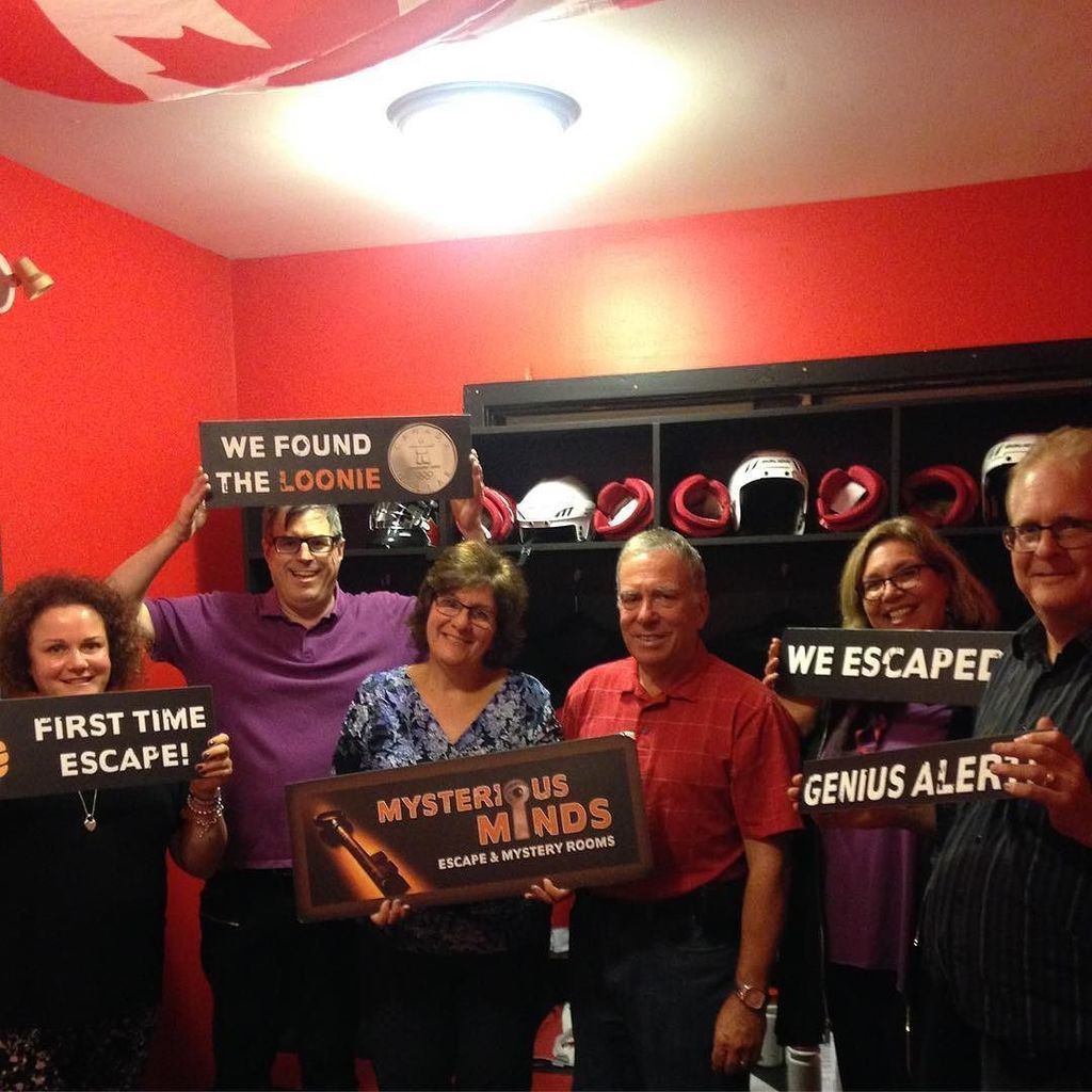 myst_minds's tweet photo. More group fun at Mysterious Minds! #firsttimeescape #wefoundtheloonie #weescaped #genuisalert #goodtimes https://t.co/Uj3UpVkY1B