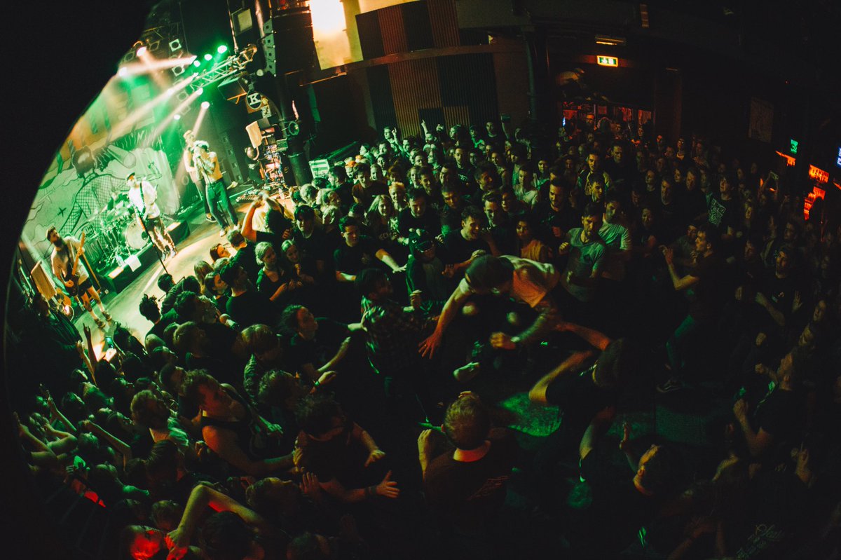 NeckDeepUK's tweet photo. Hamburg! Last night was one for the books. Thank you for giving us your all
📸: @Leobaronfilm https://t.co/9kbnYnP7cd