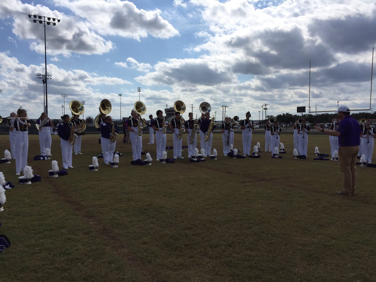 walkertxbecky's tweet photo. Time for UIL marching contest! The culmination of all our hard work! @godleyband #leavenodoubt #prideofgodley2017 #secretsuntold https://t.co/HjHCg5zRBd