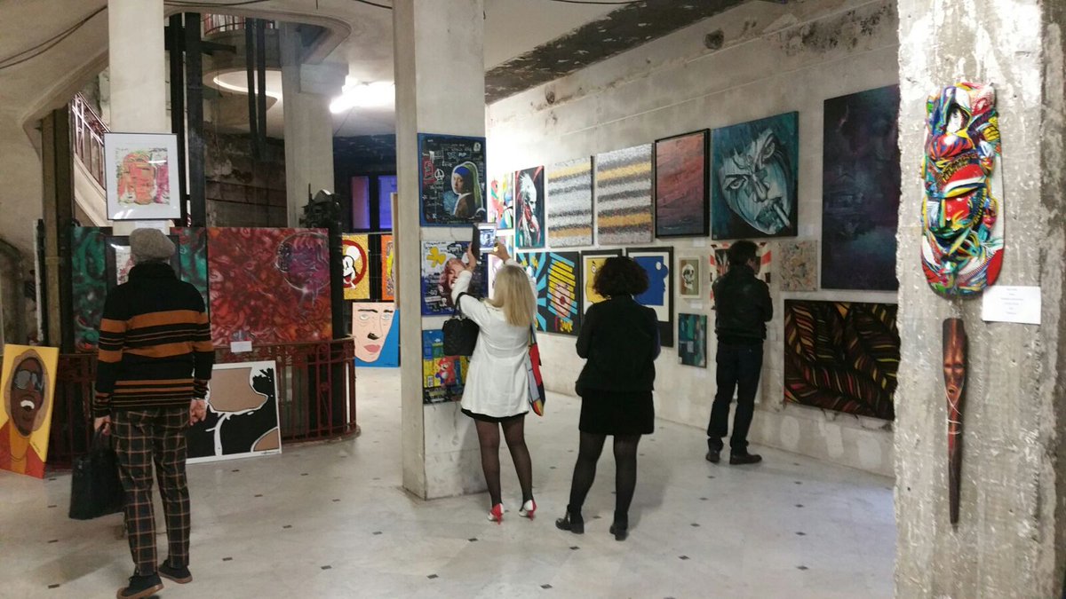 cendrinecruz's tweet photo. #streetart @ONG_PPA Vente caritative Projets + Actions sur Invaluable, belles oeuvres @joachimromain75 #stoul #tore #stan #cviolland #clet https://t.co/paUiqhnPNT