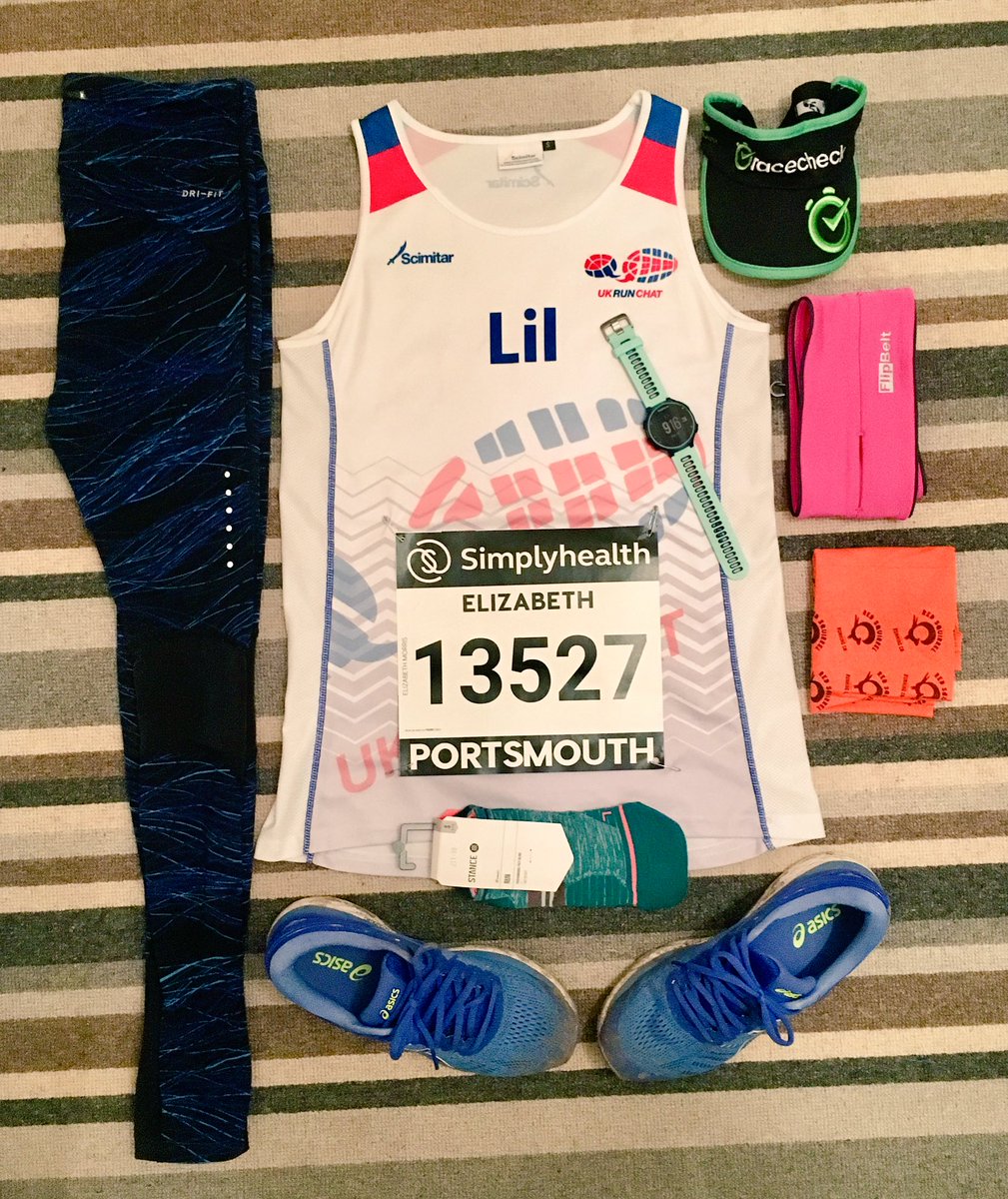 BlondeLilmo's tweet photo. Kit ready for the @Great_Run South tomorrow, ready to enjoy this event with some fantastic friends 🤗 #greatsouthrun #GSR #TeamSMRC https://t.co/bsq0lXCQdX