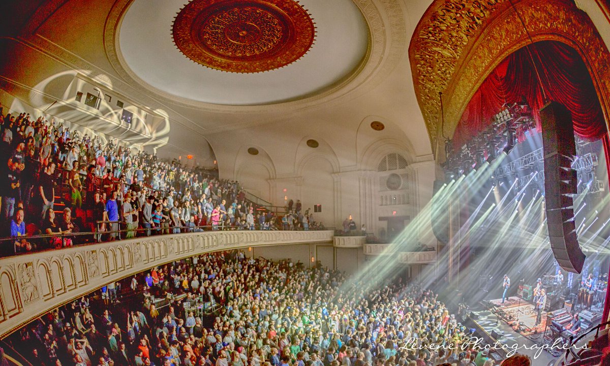umphreysmcgee's tweet photo. Rock show. Round 2 from @capitoltheatre tonight. \mm/ Snaps by Dave Levene. https://t.co/8dZ1tOpASg