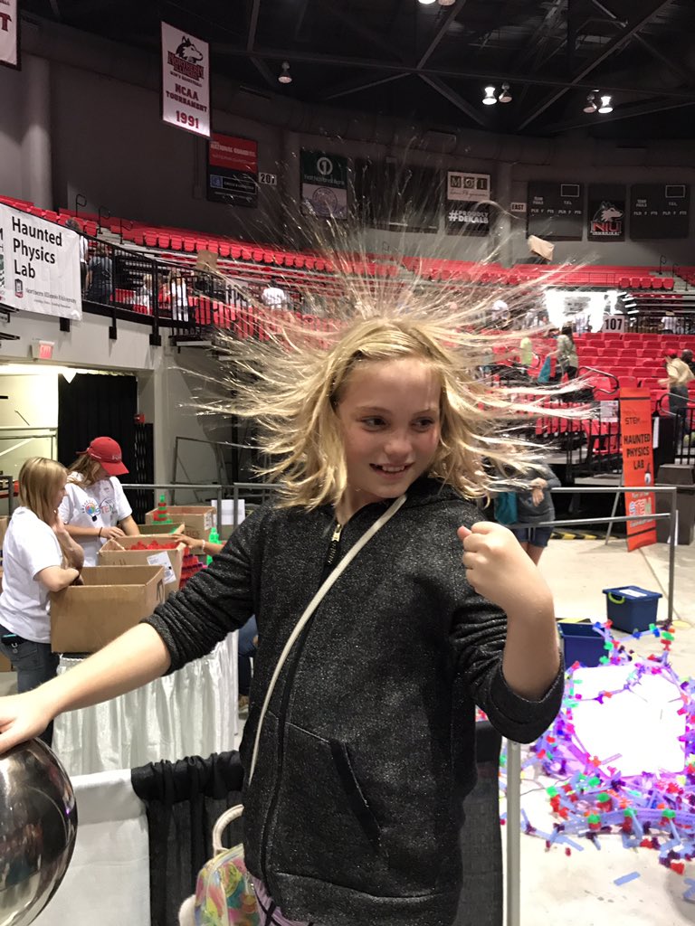 D114Stanton's tweet photo. #STEMfest2017 https://t.co/erMu2oVuvf