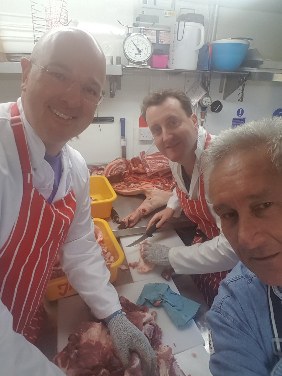 MrPRman's tweet photo. @TheSalamiMan #Pig of a day helping these guys cure their porker https://t.co/mqJTdfwA9F