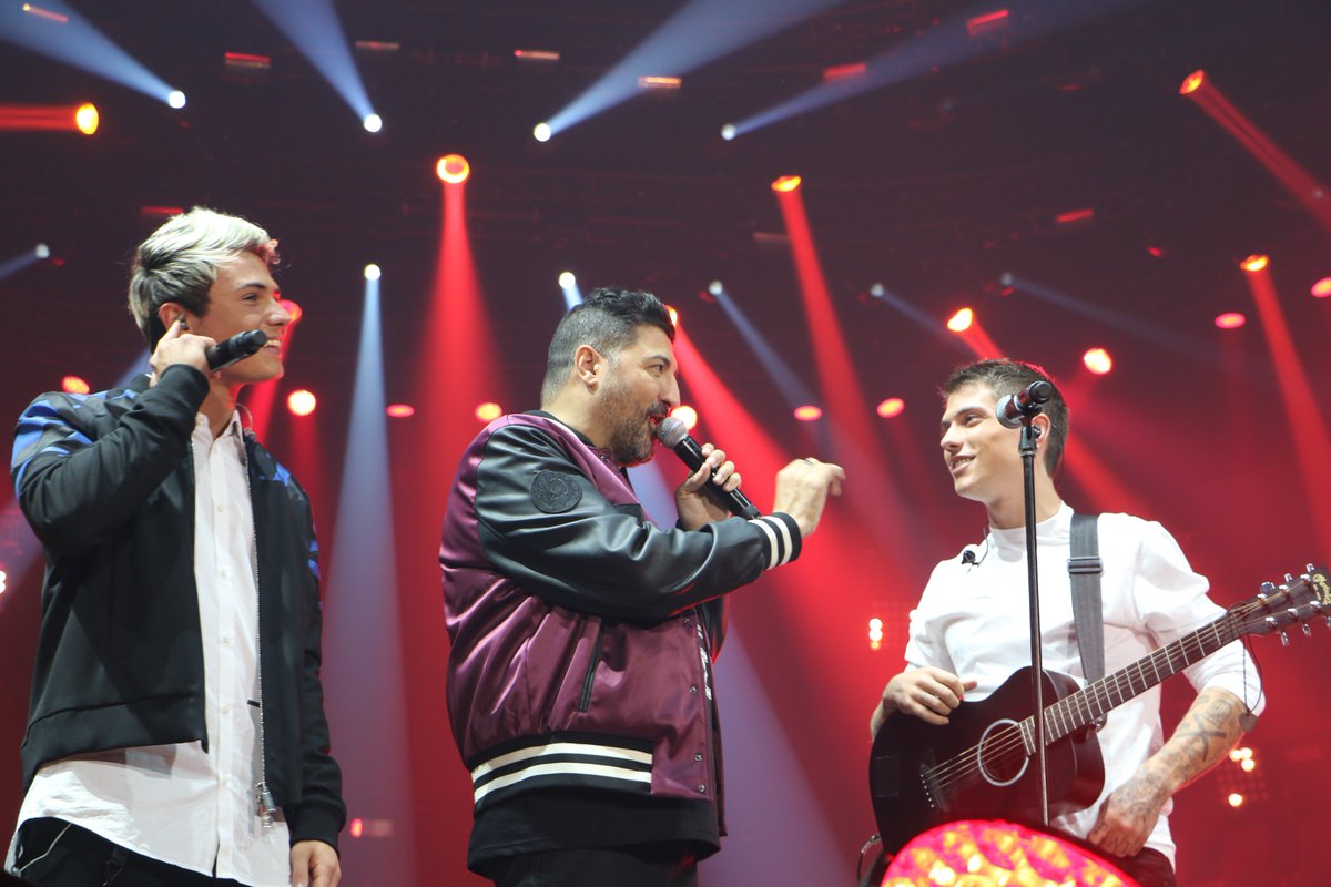 CocaCola_es's tweet photo. Ciao @BenjieFede, sei fantastico!! ¡Segundo año en el #CCME y segunda vez que nos enamoran estos italianos con su música y su simpatía! 😍 https://t.co/Bld0zPERnA