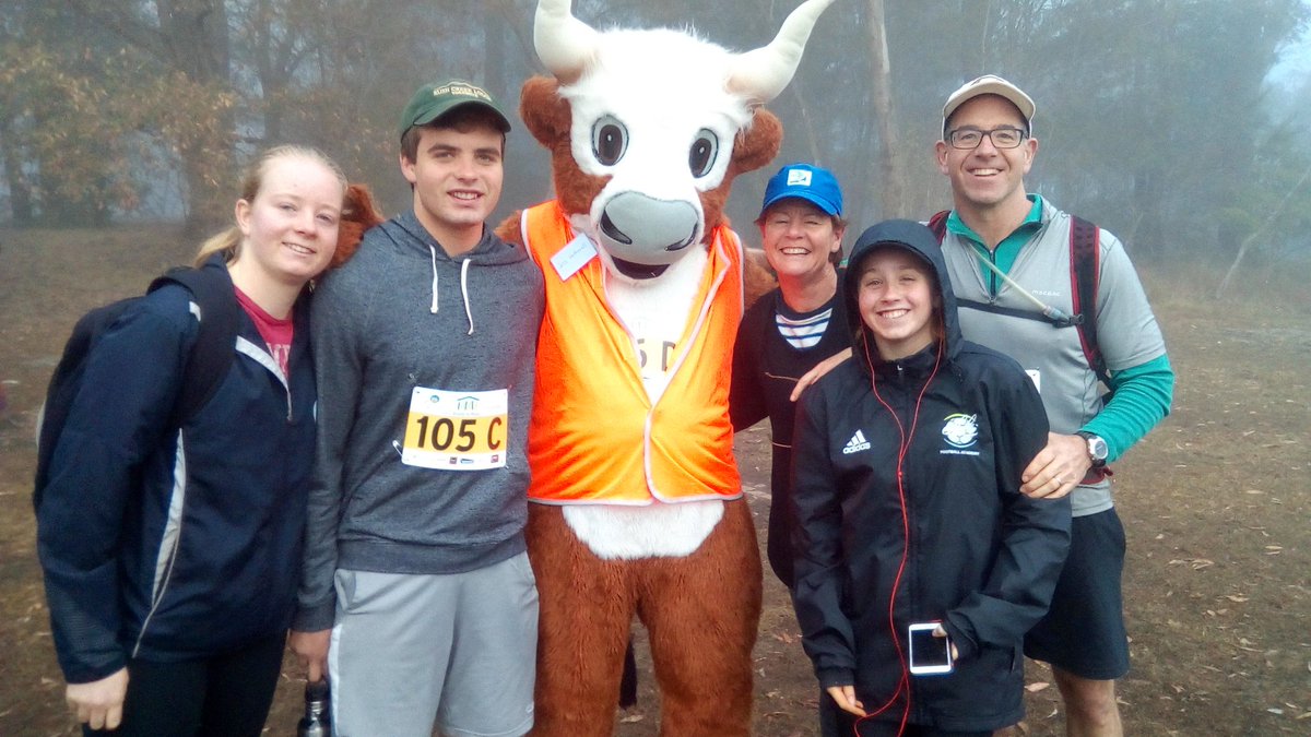 SpringTrek's tweet image. Look who came to #springtreksyd! Zak the Yak getting #activeforeduction and cheering on our fantastic trekkers!