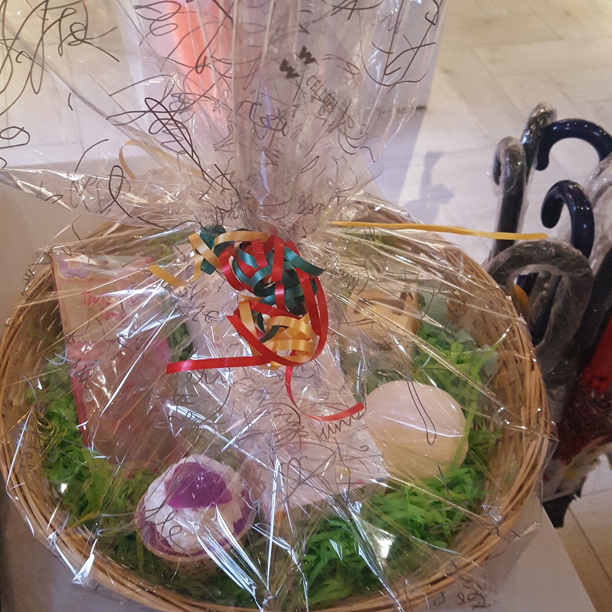Patchwork_Pig's tweet photo. Good luck to all who has a raffle ticket from todays opening at Pot House Hamlet. Good luck tomorrow as well 🍀🍀thanks for coming today 😊xxx https://t.co/dTgzaEIRpD