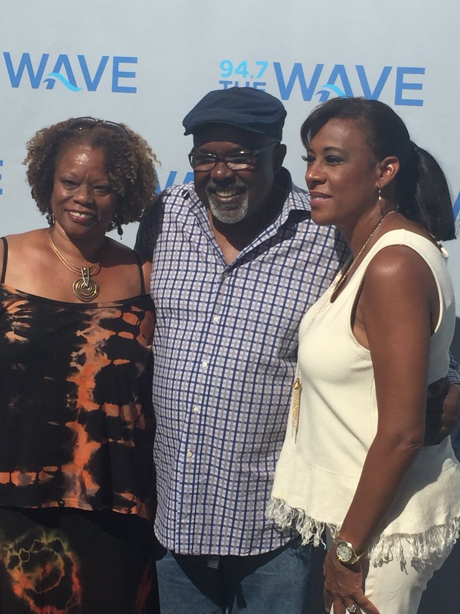 Patharveynews's tweet photo. It’s a party at #TOS2017 #TasteofSoul . Taking the #947TheWave stage soon!! https://t.co/xXb5mAtAKK