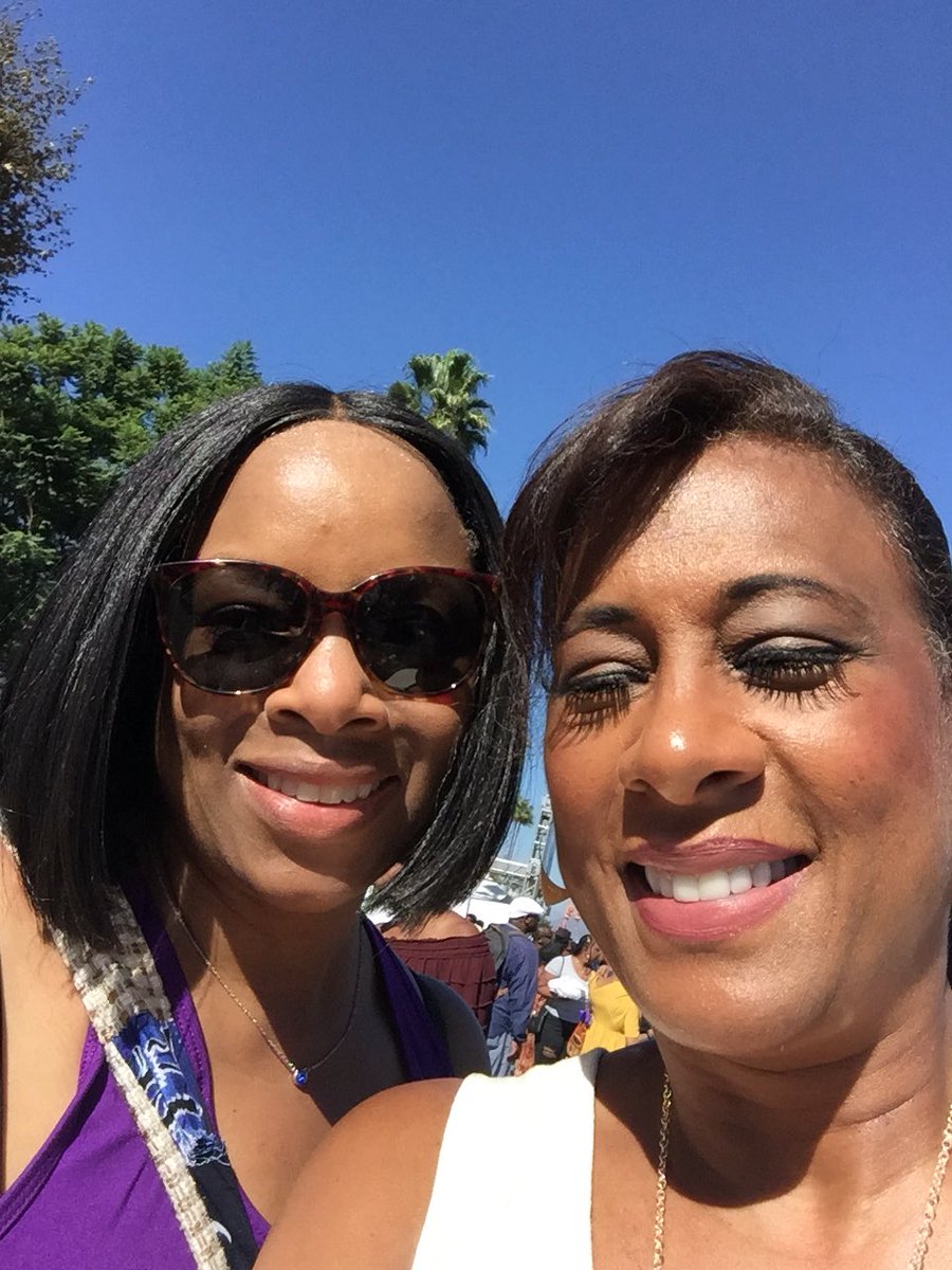 Patharveynews's tweet photo. It’s a party at #TOS2017 #TasteofSoul . Taking the #947TheWave stage soon!! https://t.co/xXb5mAtAKK