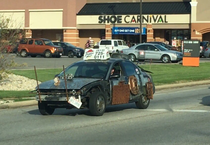 BUnderwood317's tweet photo. Uh....what the.... is Mad Max delivering pizzas now ? https://t.co/PWpccJzNOG