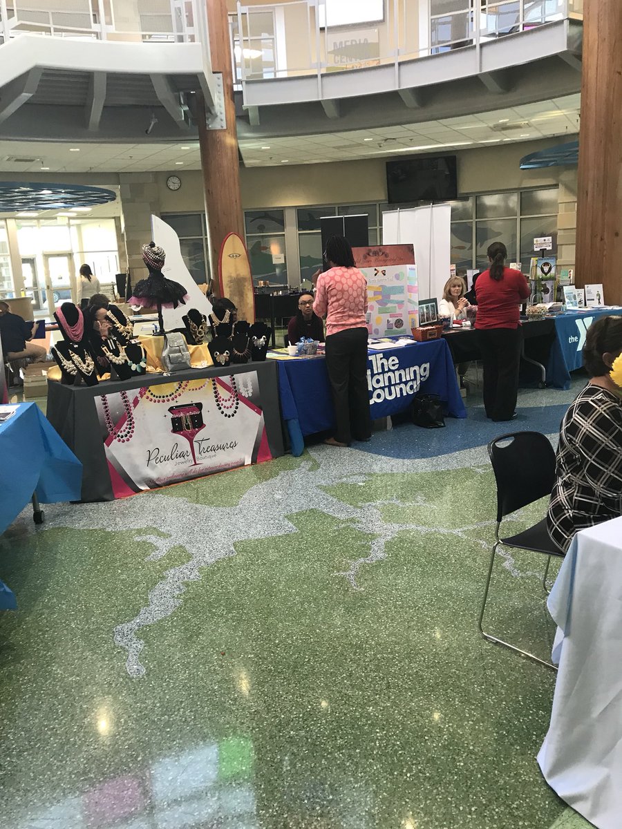 SECOVA757's tweet photo. Vendors #RTBac https://t.co/HrAfOJgOof