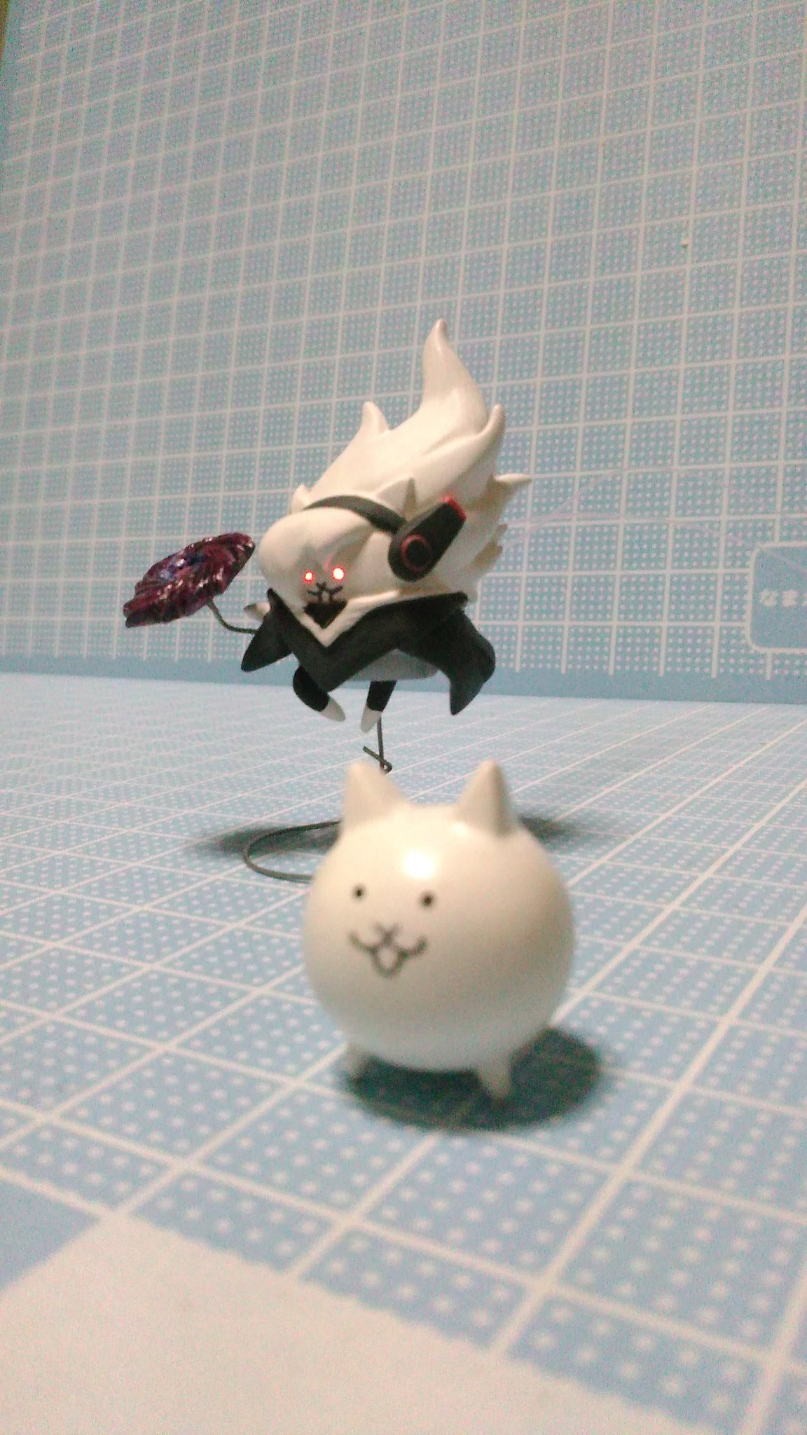 もも デビルサイキックネコ 造ってみました 元ネタは 超人ロック それとも 地球へ かな そして今回は超能力戦士らしく目を光るようにしてみました にゃんこ大戦争 T Co Cntcaaozj8 Twitter