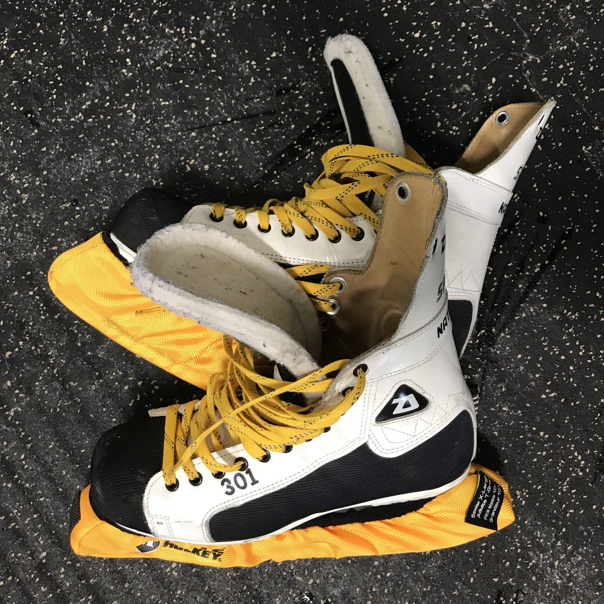 The1stTurnstile's tweet photo. #PictureIconic #Daoust Classic hockey skates. https://t.co/xSl46g8FiE