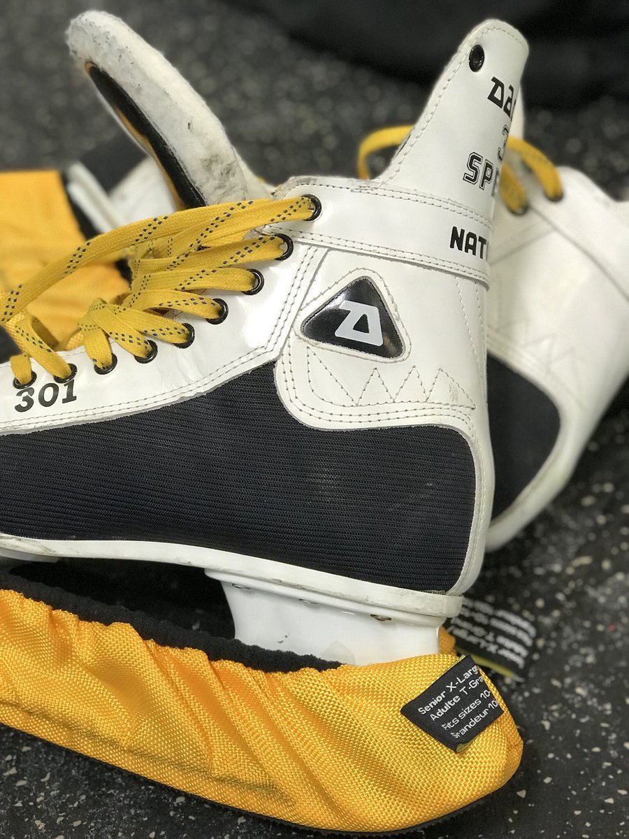 The1stTurnstile's tweet photo. #PictureIconic #Daoust Classic hockey skates. https://t.co/xSl46g8FiE