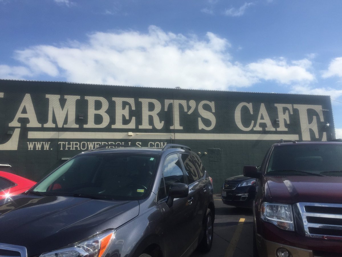 barrywolfe0210's tweet photo. Free weekend. Why not take a road trip! #blessed https://t.co/qPQL0INZWi