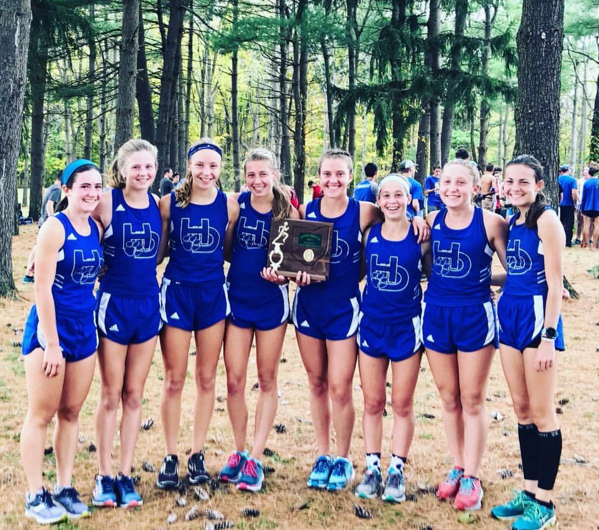 Congrats to <a href="/HDDistance/">Davidson Distance</a> &amp; <a href="/HDGXC/">HD Girls XC/Distance</a> both winning district titles... On to regionals!!!
