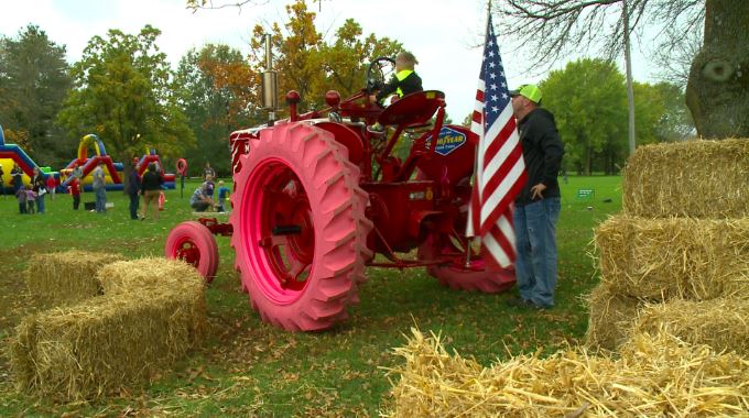 TommieClarkWBAL's tweet photo. Did you stop by #RideToACure at Water Works Park today? Titan designed pink tractor tires for #BreastCancerAwareness. How cool! @KCCINews https://t.co/ArgIqgZAFr