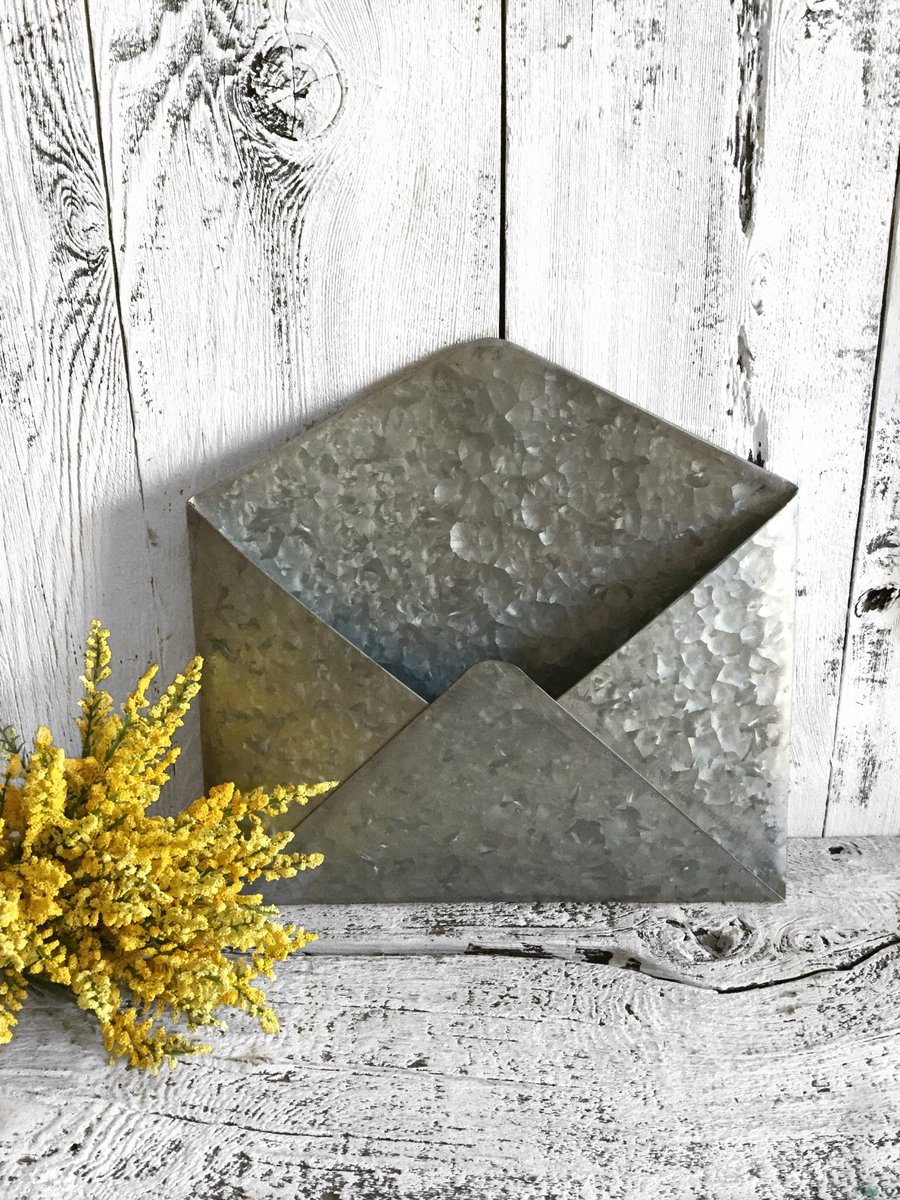 Londonalleymkt's tweet photo. SALE #sale #flowers #etsy #etsyfinds #etsyfind #gifts #gift #GiftASIP #GIFT #home #homedecor #shabbychic #trending #trend #love #SALES https://t.co/nY0ng8jzDd