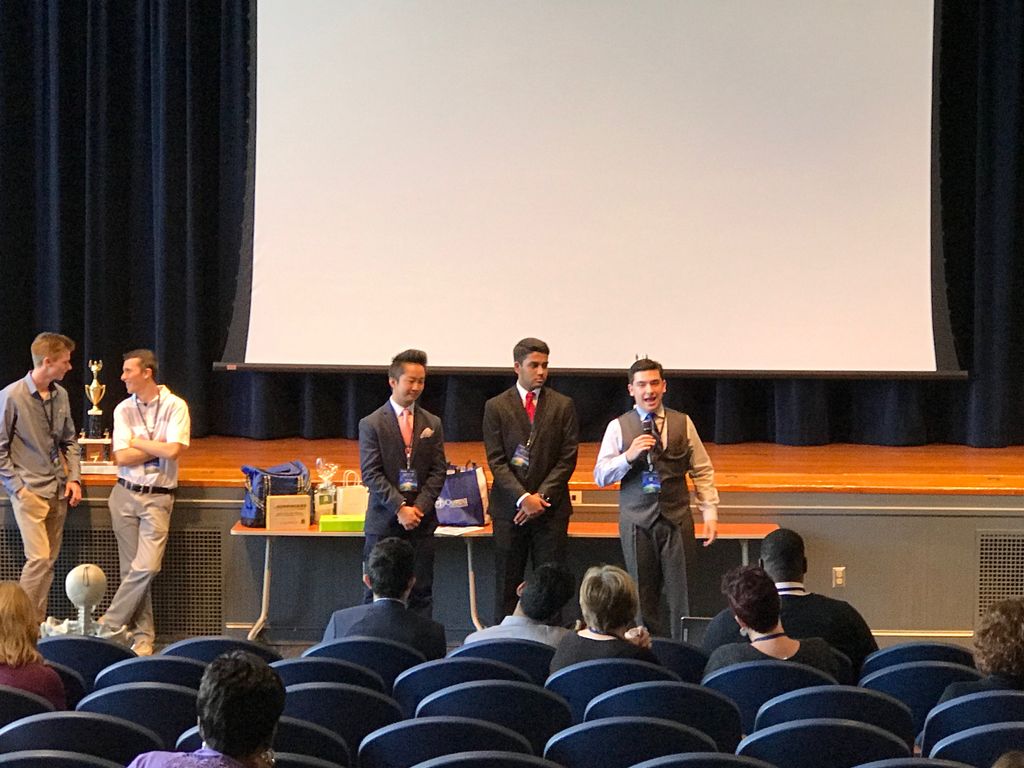 mfriedmanPGH's tweet photo. Student #ignite sessions. Incredible presentations from all of the student inventors #innovation #DETC17 https://t.co/ouqmweOGtu
