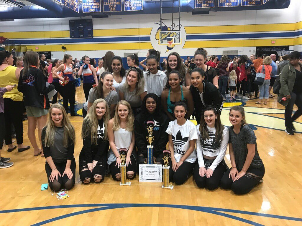 sbhsdanceteam15's tweet photo. Your favorite dance team placed 1st in jazz, 1st in hip hop, and overall grand champions!!! 💙🏆 https://t.co/K4EtxioRRn