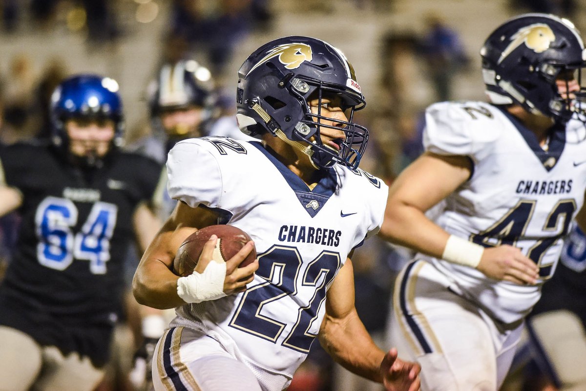 YurViewOK's tweet photo. Gametime Extra - Blake Adams leads Heritage Hall to a 56-7 victory over Newcastle.

READ: https://t.co/IyD8QeBSbm https://t.co/VkHbkUmd2E