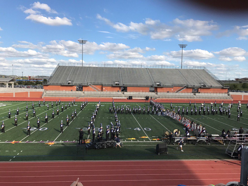 jbrown2122000's tweet photo. SVHS Ranger Band at UIL at Heroes Stadium https://t.co/BGABAt1HEI