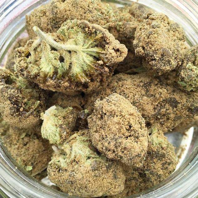 omarmangeli's tweet photo. #NP: Dirty Harriet Album;
Rah Digga.
#Kush #Cannabis #Weed #Marijuana #Ganja #Spliff #MiraaTeam #GreenCrack #GainWithXtianDela #TrapaDrive #Eastcoast #Legend #Classics #FlipmodeSquad #MusicHistory #Flatbush #Women #FemaleMC #Rap #DirtyHarriet #QueenLyricist #SaturdayNightHiphop https://t.co/KVs7TeMw8d