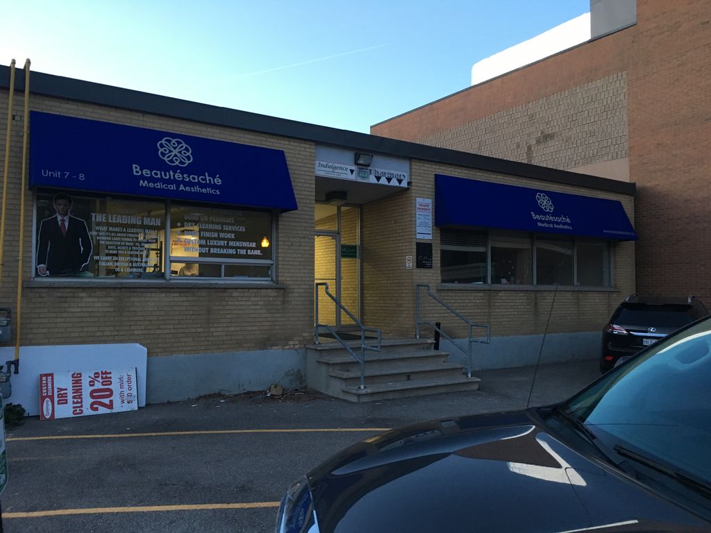 S.A. Signs tweet media