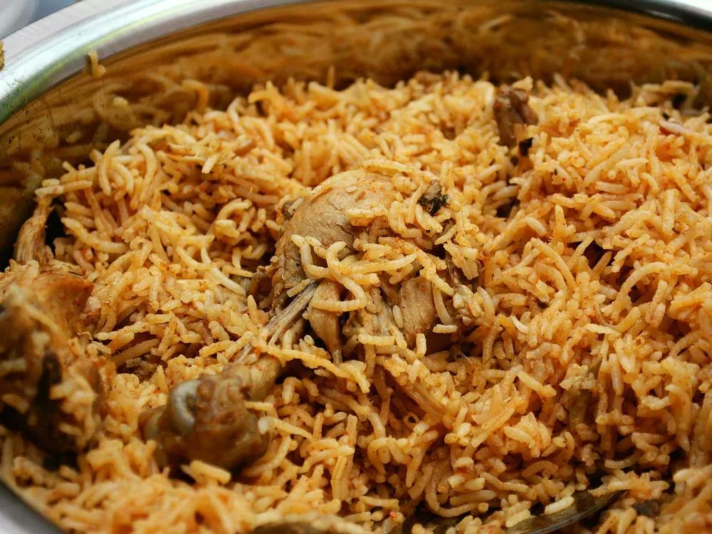 TicketToFlavour's tweet photo. A Beginner's Guide to Biryani, the Ultimate Rice Dish: https://t.co/QOoqOEHexW via @saveurmag #biryani #IndianFood #FoodGuide https://t.co/Zuk3ssox6k