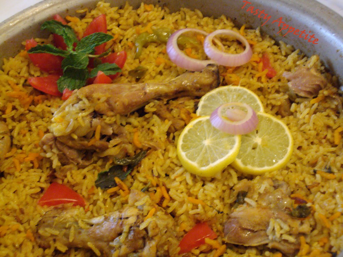 TicketToFlavour's tweet photo. A Beginner's Guide to Biryani, the Ultimate Rice Dish: https://t.co/QOoqOEHexW via @saveurmag #biryani #IndianFood #FoodGuide https://t.co/Zuk3ssox6k