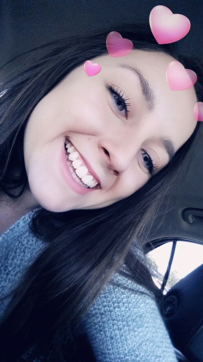 Ms_Champion21's tweet photo. Back on twitter💖 https://t.co/gQvBBhzBzk