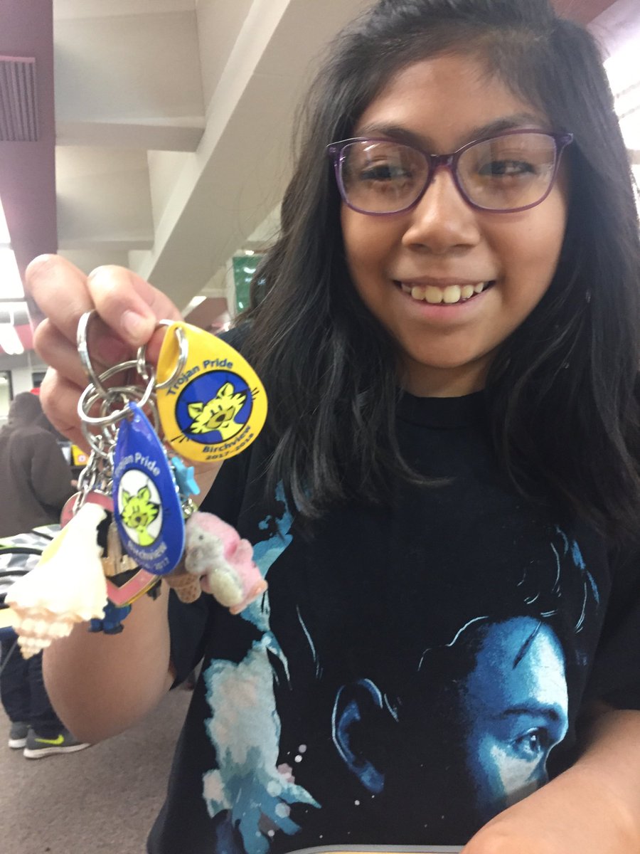 LisaCarlsonWPS's tweet photo. Trojan Pride collectibles. Added a second to her collection. Can you show Trojan Pride?  Jennifer can. #BVRox. @LisaCarlsonWPS https://t.co/q4jOBqqgn1