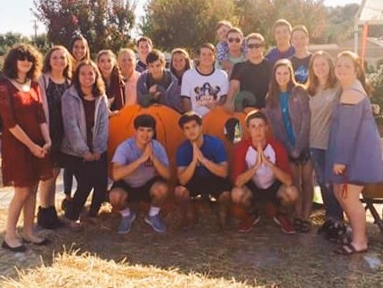 cumc2017's tweet photo. Pumpkin Patch memories with this wonderful group! https://t.co/OlXJe9X3Kl