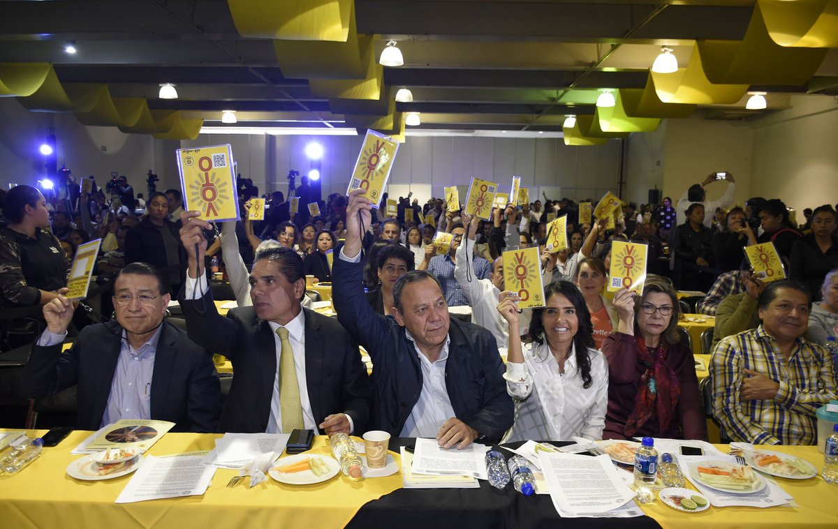 PRDMexico's tweet photo. Definirá Consejo Nacional Electivo candidaturas rumbo al 2018 https://t.co/HPEFw75ZeE https://t.co/CrQZpo7v5J