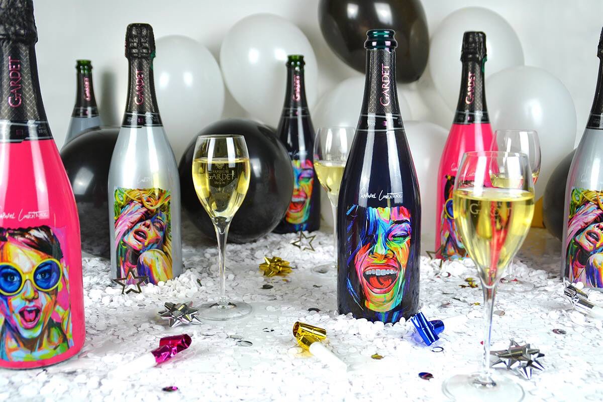 Party night 🎉🍾🌟🌹🥂!!! #champagnegardet #champagnegardetlaventure #raphaellaventure #art #packagingoftheyear #tropheeschampenois #happy