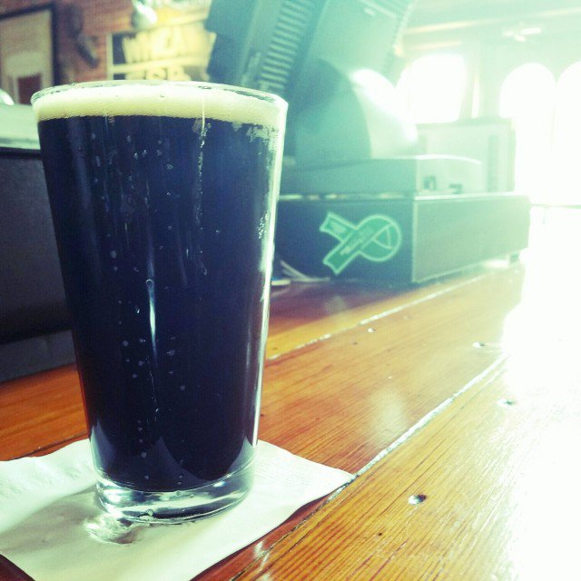 BitesnBuzz's tweet photo. The @HGBrewery Black Patent #Ale is #Uberlicious #Fantastic. #SCBeer #CraftBeer https://t.co/ARHO0iJojI https://t.co/BegjFL5ruu
