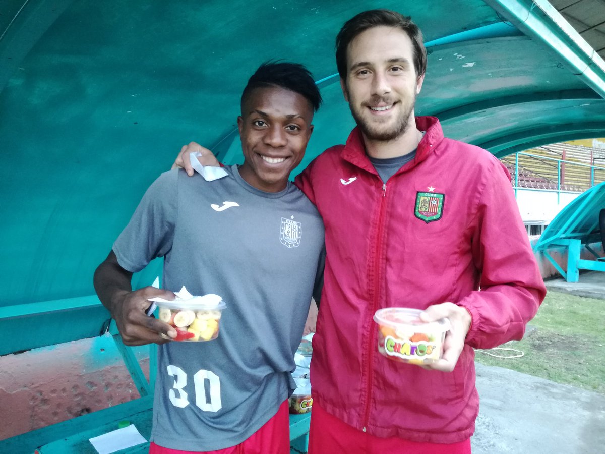 DCuencaOficial's tweet photo. Picada de frutas luego del entrenamiento gracias a @chatosfruits #ChatosLoMejor https://t.co/1h69azAuJ8