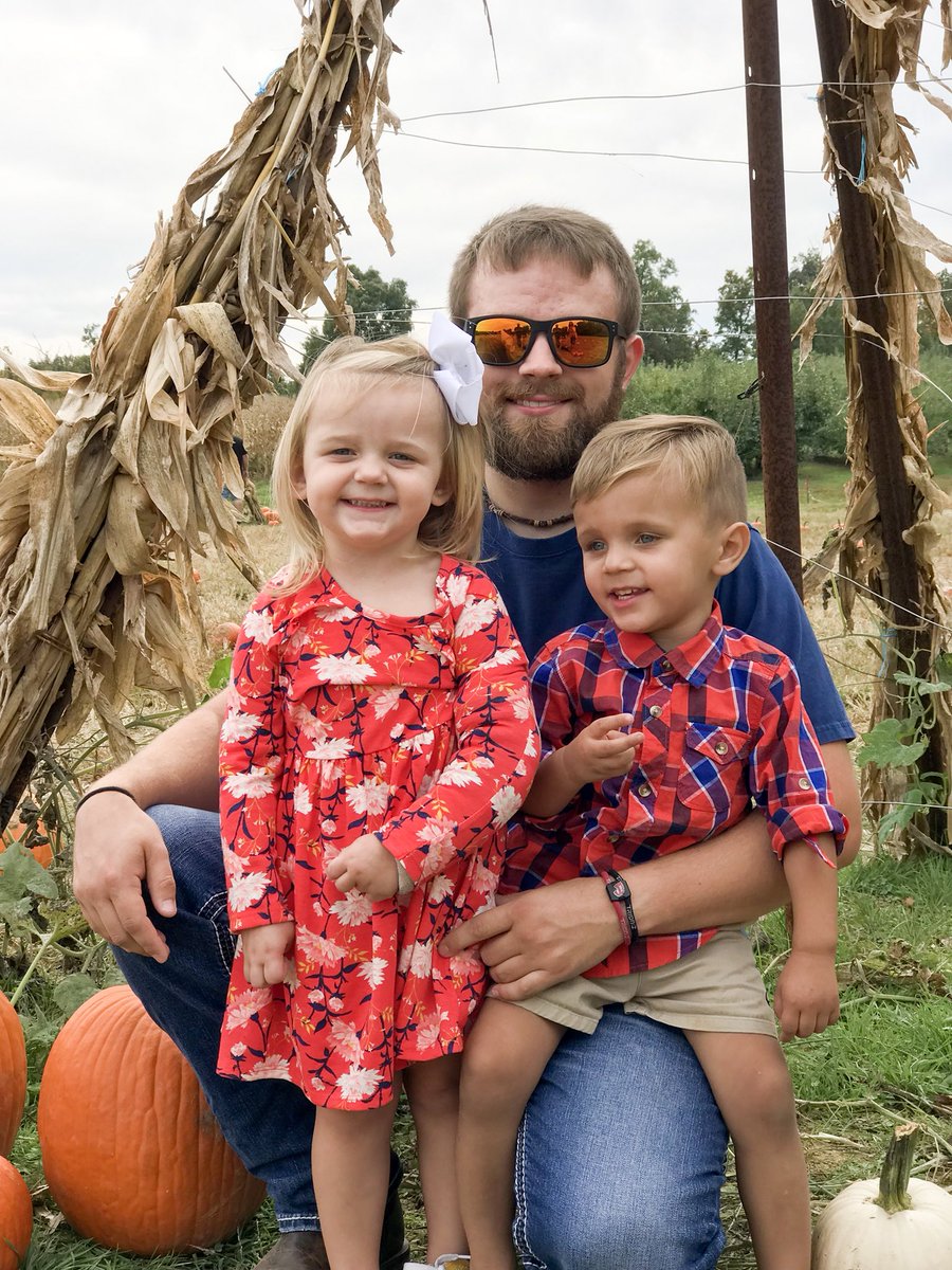anthonyKING44's tweet photo. They were the best little pumpkins in the whole patch 🎃 https://t.co/NV7hOxsBTr